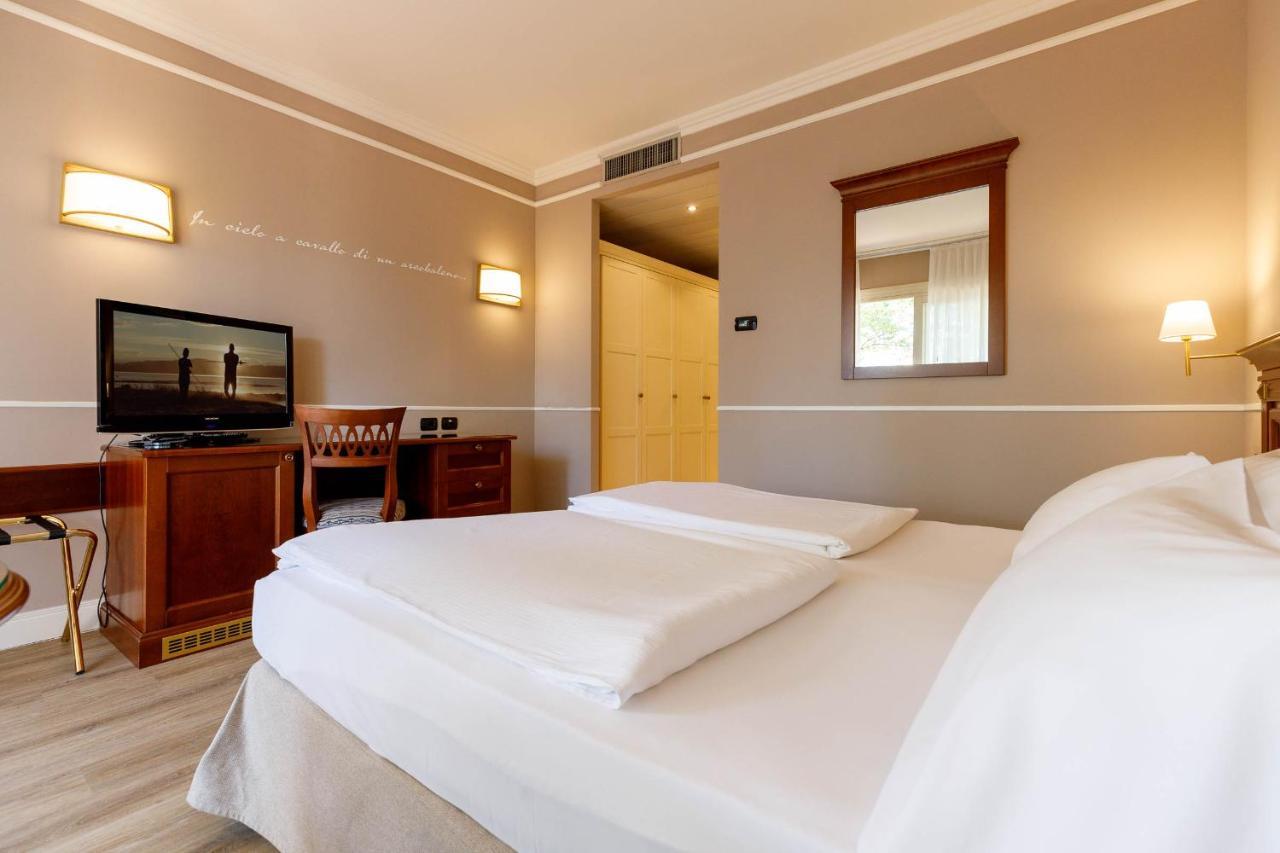 Hotel Boffenigo - The Golden Hour コステロマーノ エクステリア 写真