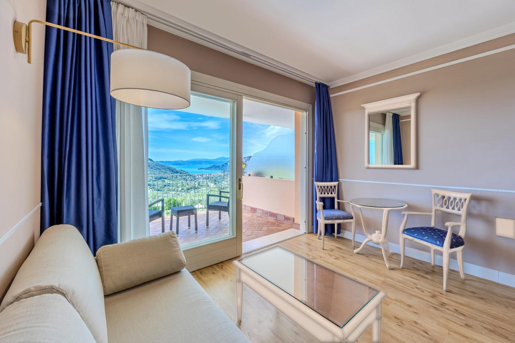 Hotel Boffenigo - The Golden Hour コステロマーノ エクステリア 写真