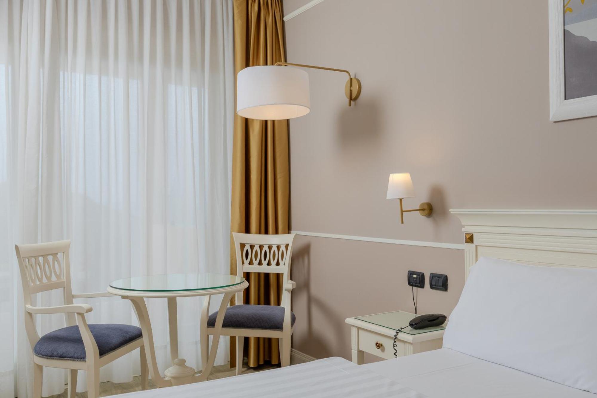 Hotel Boffenigo - The Golden Hour コステロマーノ エクステリア 写真