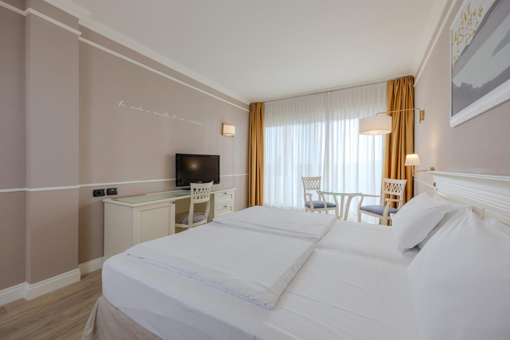 Hotel Boffenigo - The Golden Hour コステロマーノ エクステリア 写真