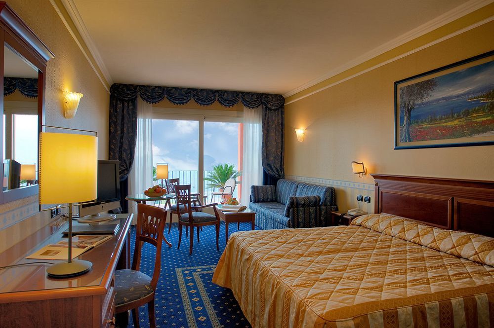 Hotel Boffenigo - The Golden Hour コステロマーノ エクステリア 写真